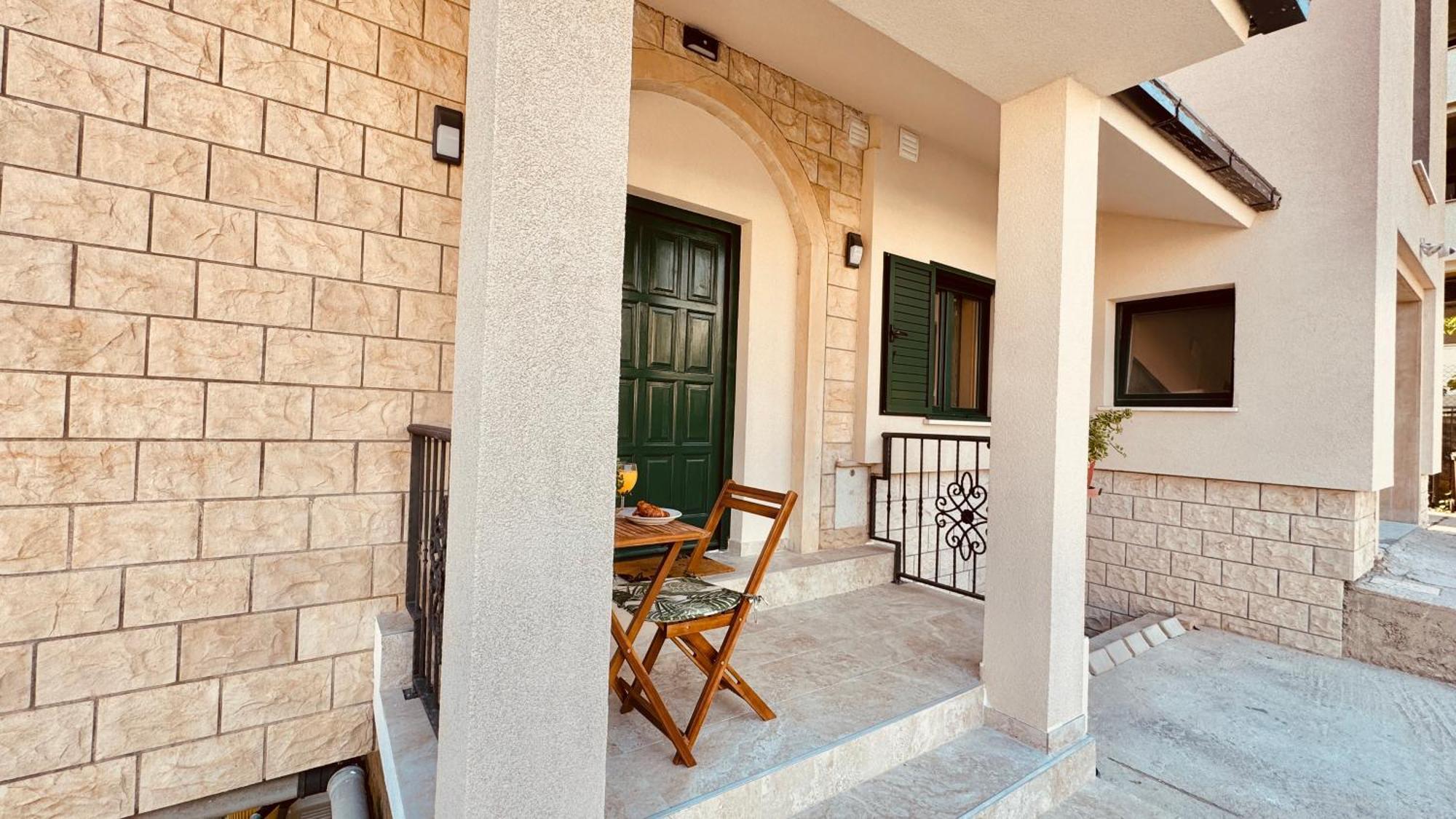 Onix Apartment Split Bagian luar foto